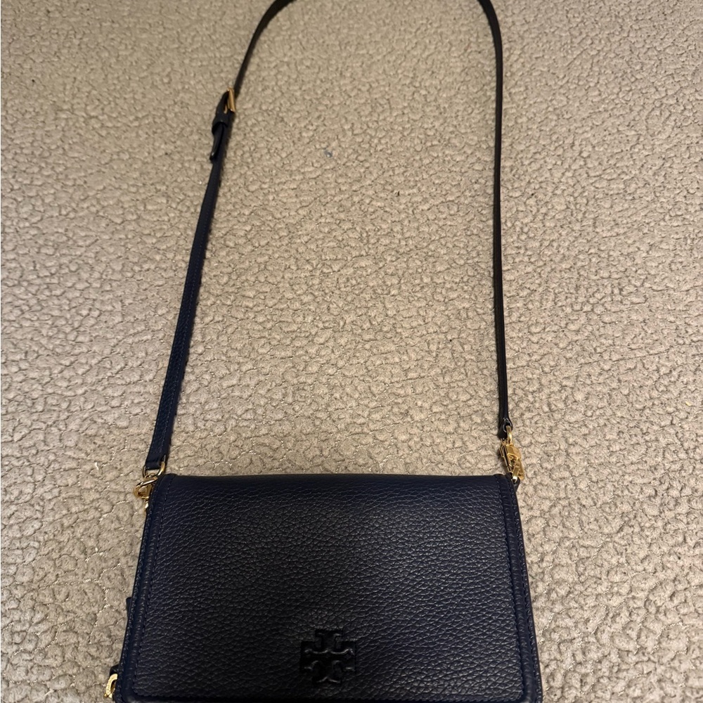 Tory Burch Flat Thea Wallet Crossbody- Navy